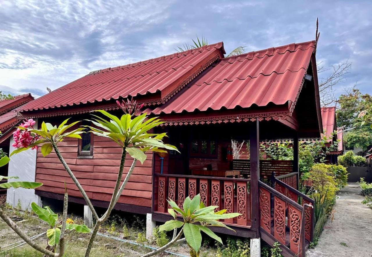 Lipe Power Beach Resort Koh Lipe Exterior foto