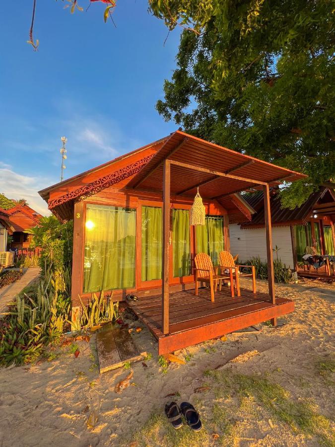 Lipe Power Beach Resort Koh Lipe Exterior foto